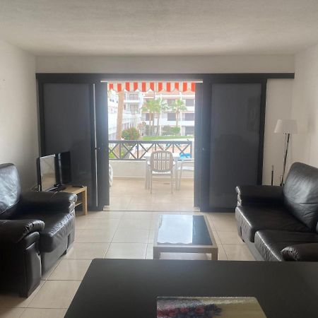 Apartments Victoria Court 1 6A2 Арона Екстер'єр фото